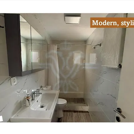 White House Kalyves Polygyrou