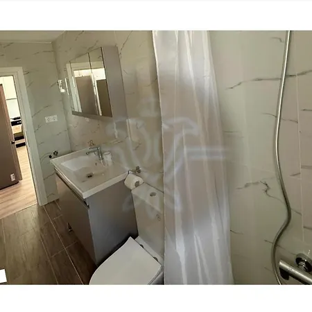 White House Kalyves Polygyrou