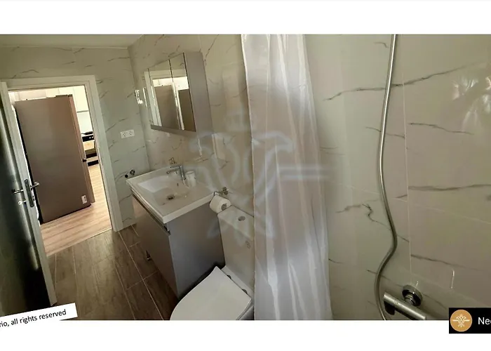 White House Kalyves Polygyrou