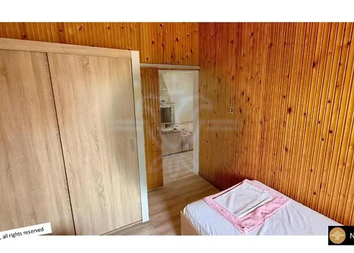 White House Ferienhaus Kalyves Polygyrou